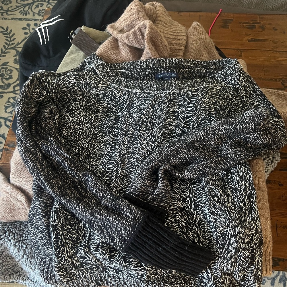 AE Heavy Knit Sweater